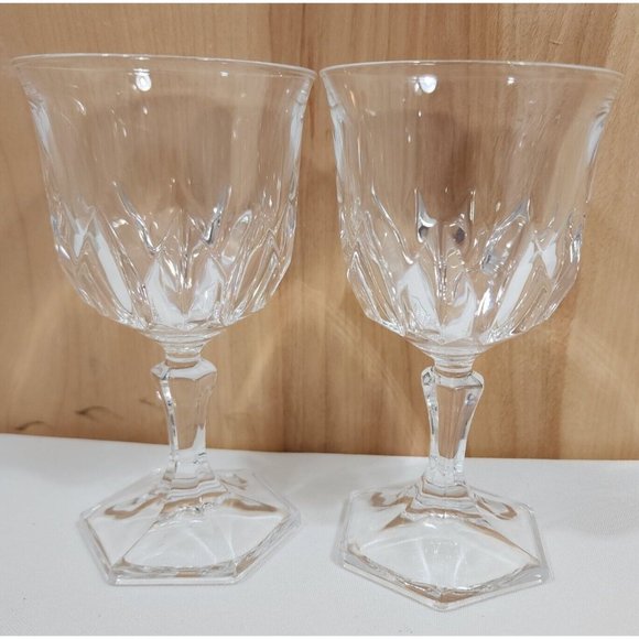 2) Chaumont Crystal Wine Goblets Cristal D'Arques Durand 5.5" spiky linear cuts - Picture 1 of 9